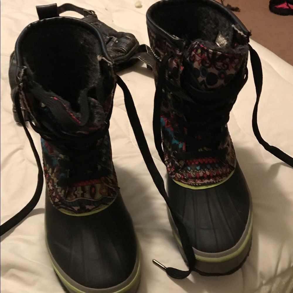 Peace brand Rain/snow boots size 8 $20